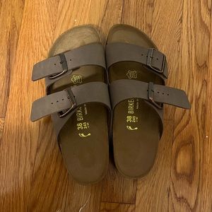 size 7-7 1/2 birkenstocks